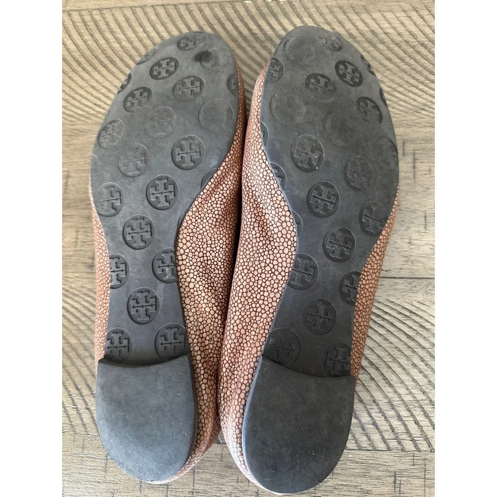 Tory Burch Reva Minnie Ballet Flats Taupe/Mushroom Pearlized Stingray Leather 9